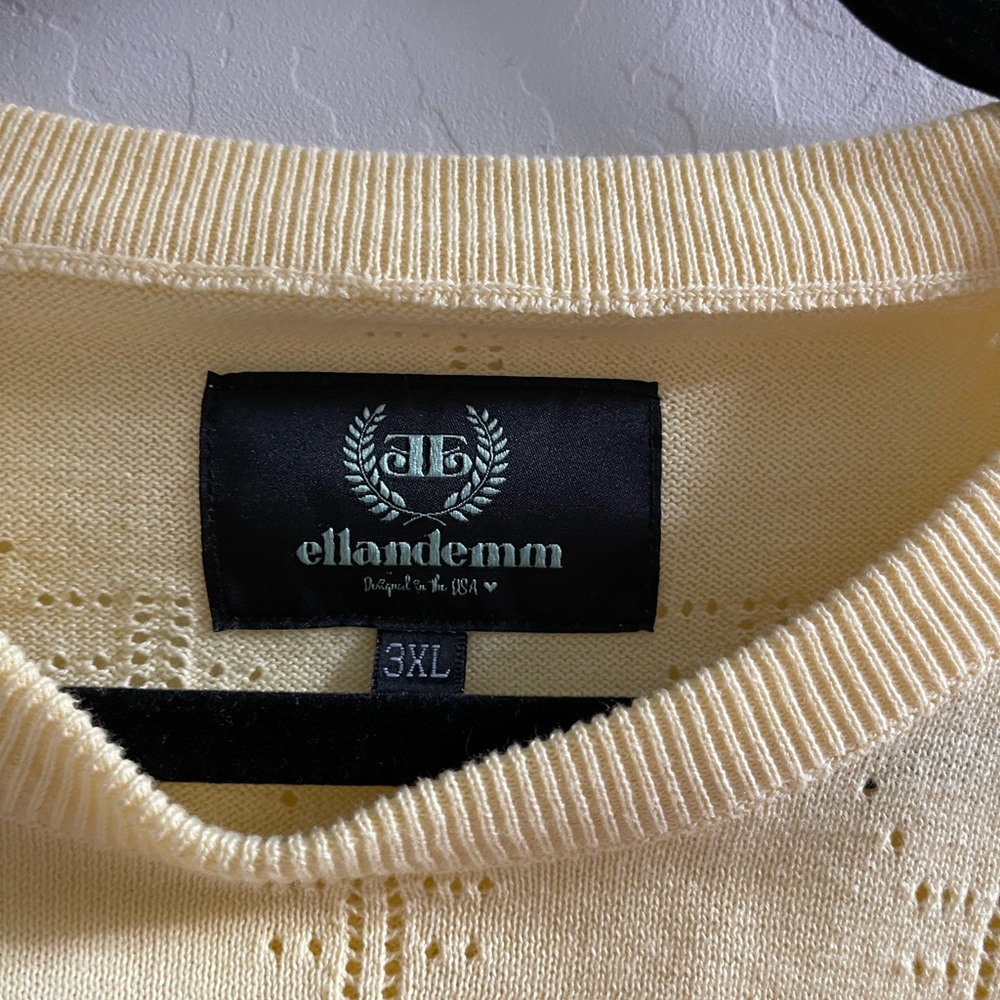 ELLANDEMM pastel yellow monogram EE sweater